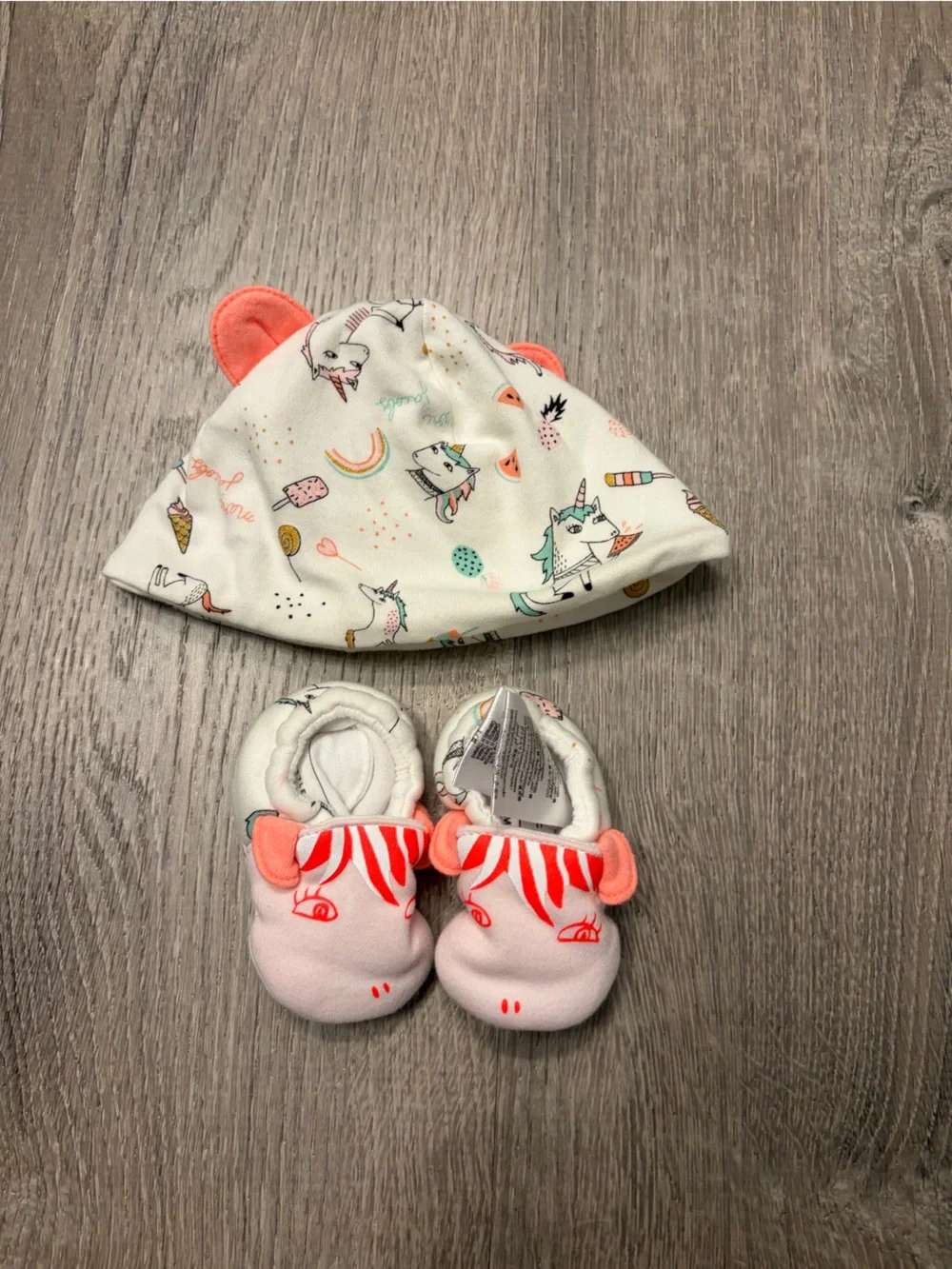 Little Marc Jacobs Pink and Coral Unicorn Hat with Matching Pink Booties